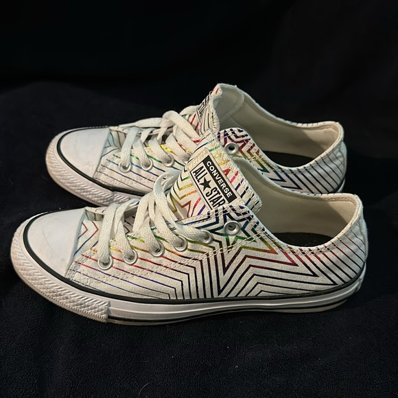 Converse All Star sparkly multicolor stars on white sneakers - Picture 4 of 10